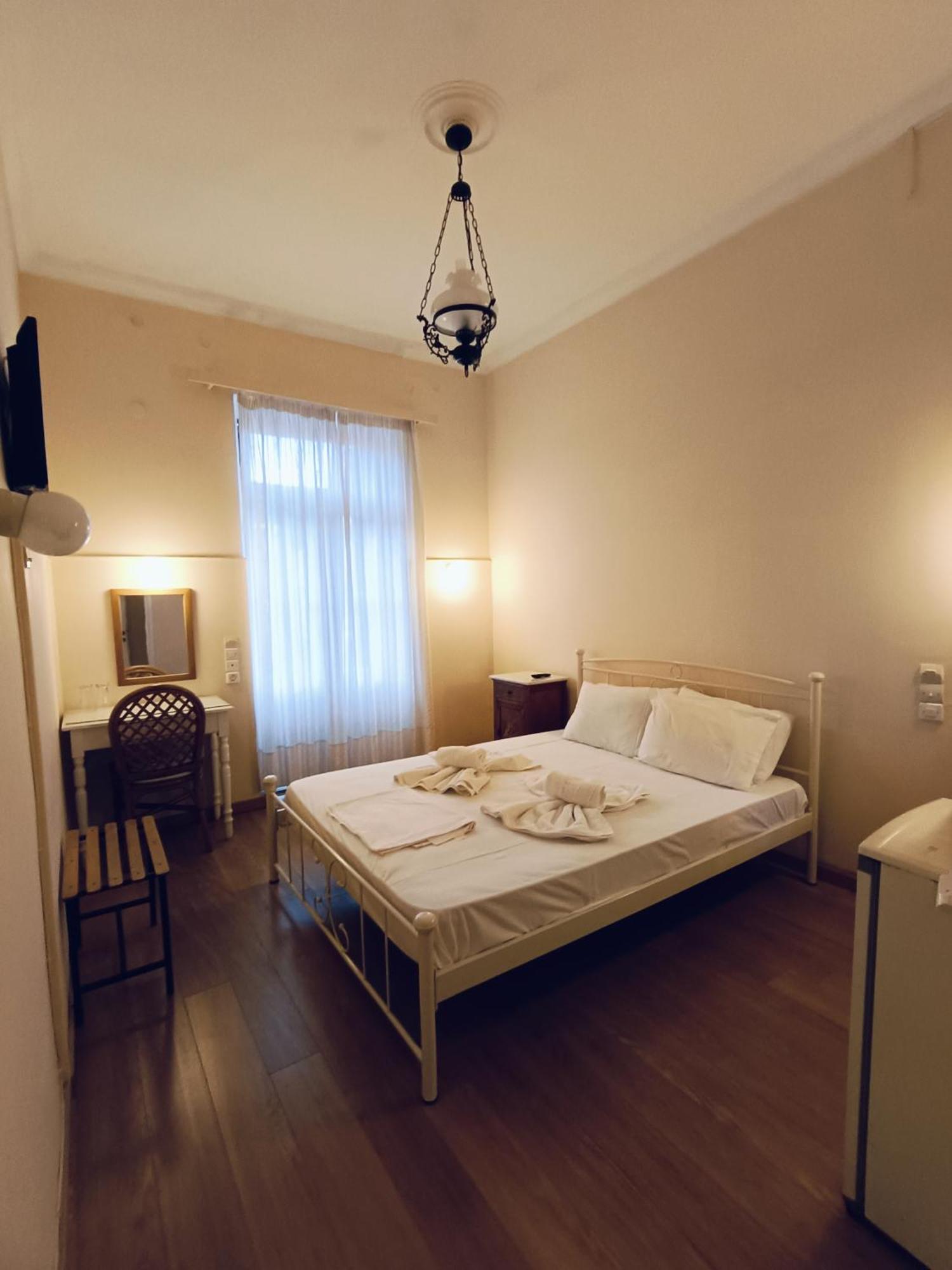 Anesis Hotel 卢特拉艾季普苏 外观 照片