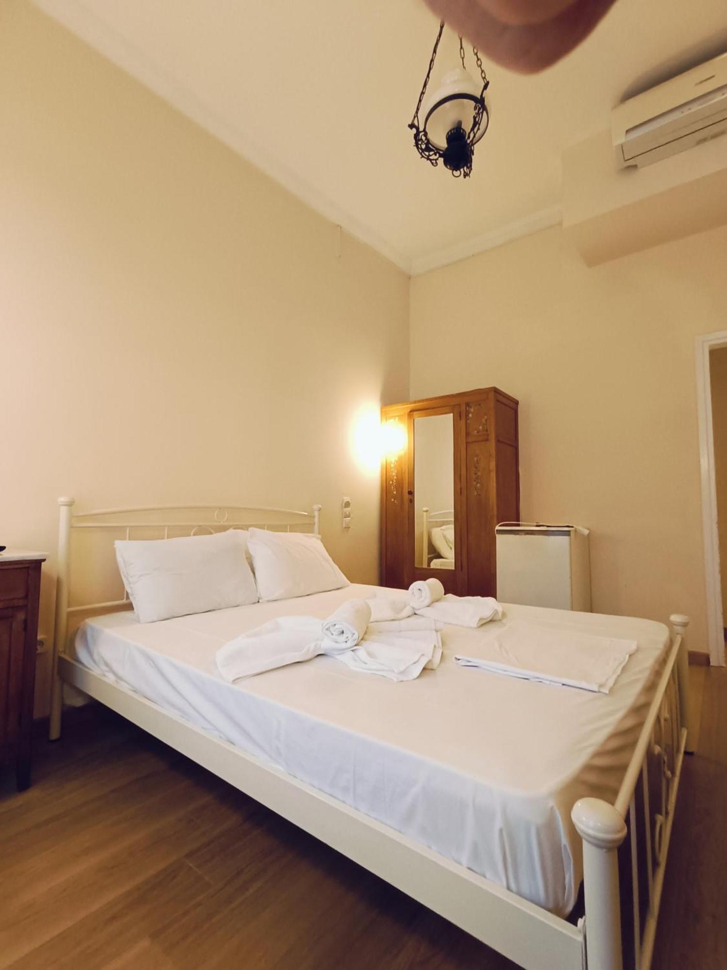 Anesis Hotel 卢特拉艾季普苏 外观 照片