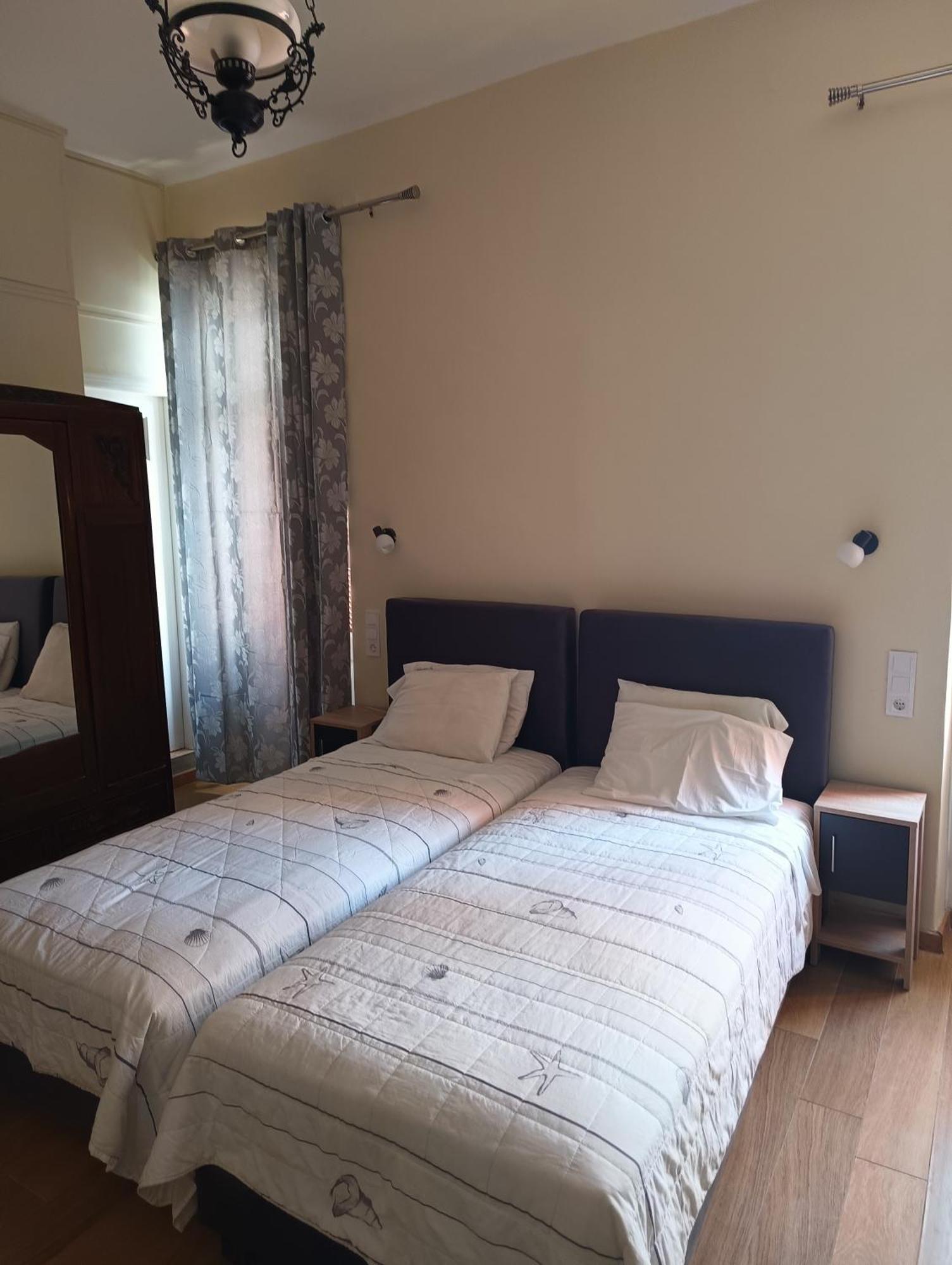 Anesis Hotel 卢特拉艾季普苏 外观 照片