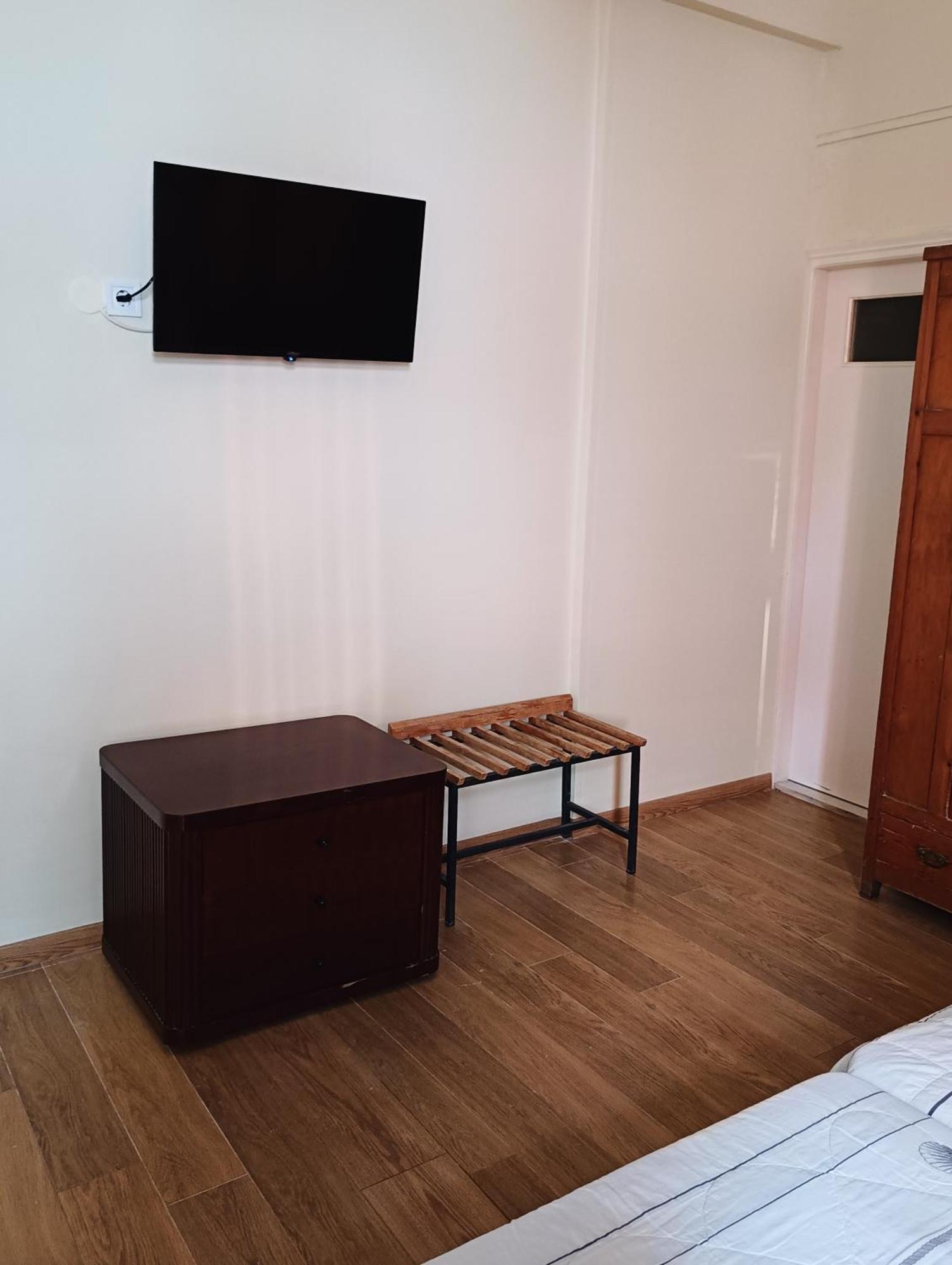 Anesis Hotel 卢特拉艾季普苏 外观 照片