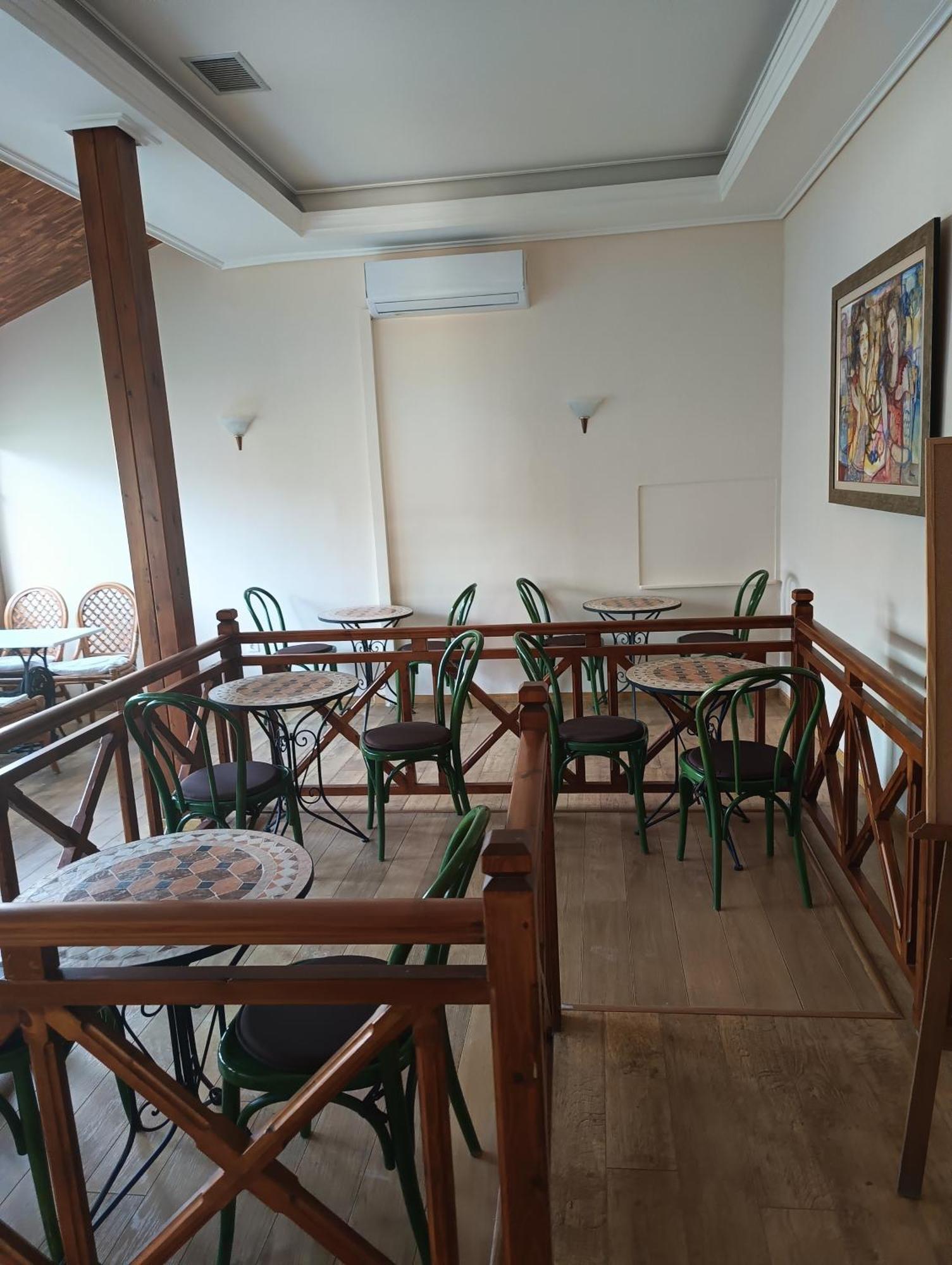 Anesis Hotel 卢特拉艾季普苏 外观 照片