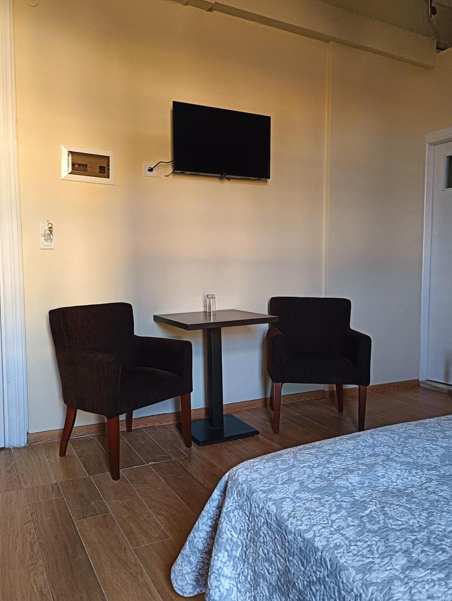 Anesis Hotel 卢特拉艾季普苏 外观 照片